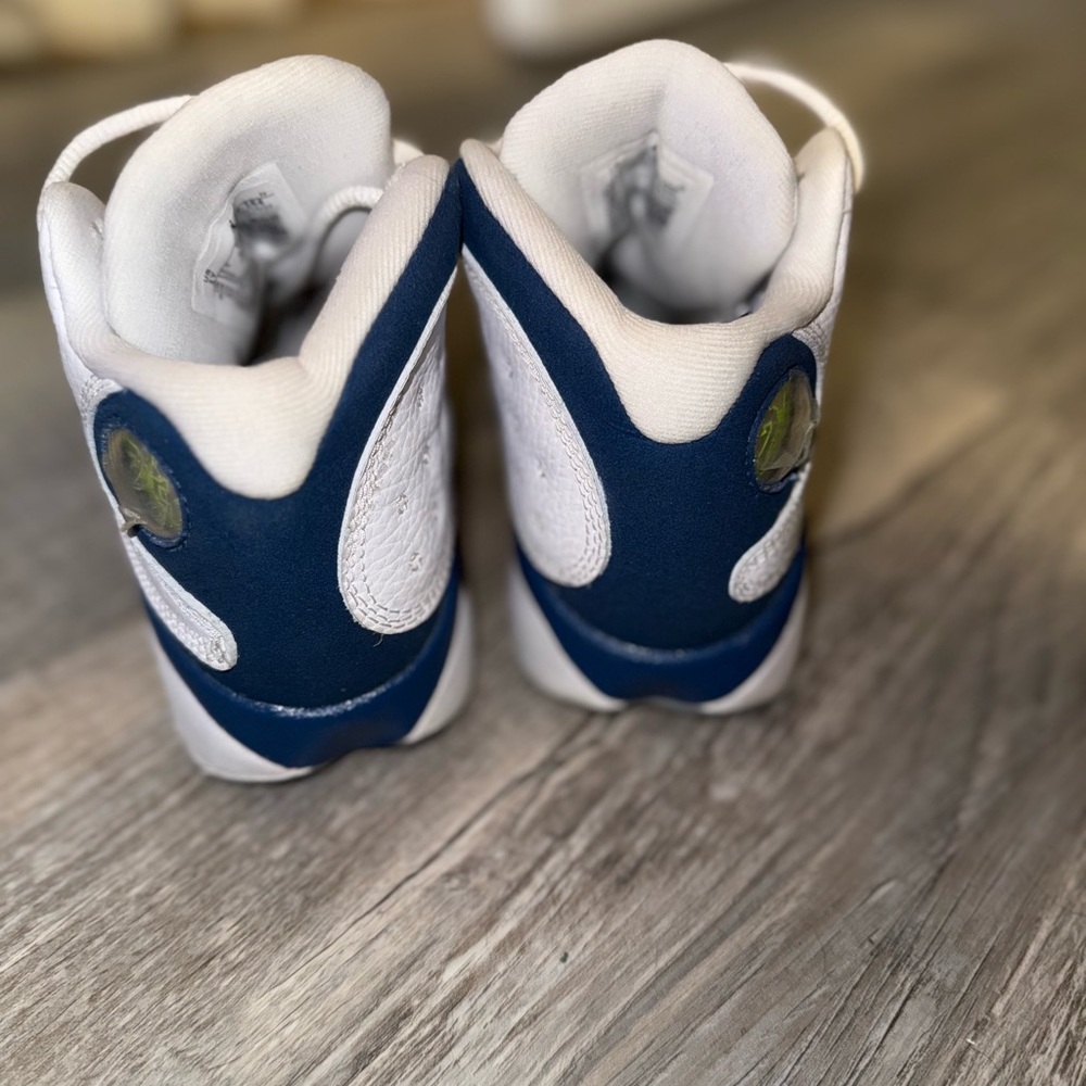 Kids Jordan Air Retro 13 - Picture 3 of 3